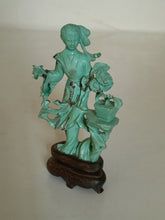 Charger l'image dans la galerie, Guanyin en turquoise, chine fin XIXE malheureusement recoller au milieu
