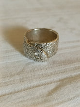 Charger l'image dans la galerie, Bague en argent massif  création belle qualitée  cire perdue ,

