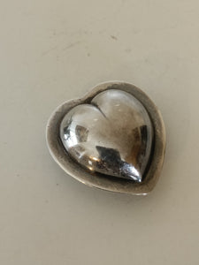 Coeur de Savoie , bijoux régional en argent massif, probablement début XXÈME. Système coulissant