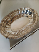 Charger l&#39;image dans la galerie, Nice fin XVIIIE période Duc de Savoie , rare plat creux festonés
