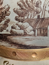 Charger l&#39;image dans la galerie, Copie verre peint et doré austro-hongrois XX ème
