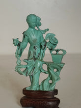 Charger l'image dans la galerie, Guanyin en turquoise, chine fin XIXE malheureusement recoller au milieu
