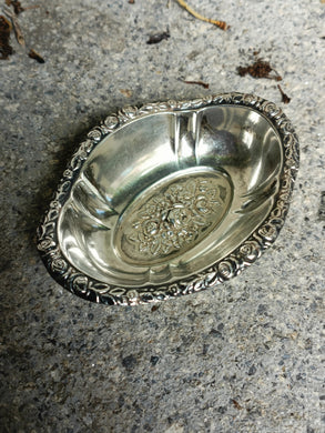 Coupelle coquillage anglaise beurrier vintage coquille métal argenté signé Coupelle coquillage anglaise beurrier vintage coquille métal argenté signé