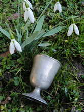 Charger l'image dans la galerie, Série de 10 calices à vin en étain, type capucin XVIIE, fabrication Italie de haute qualitée. Maître potier à identifier. Travail XXÈME
