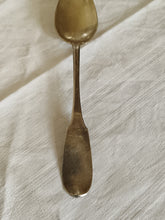Charger l'image dans la galerie, Hans Caspar Wüest (1766-1845) reçu maître en 1781. Rare cuillère en argent massif vieux Zürich, fin XVIIIE début XIXÈME
