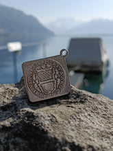 Charger l'image dans la galerie, 1 gulden en argent  1704 ville de Ulm , monnaie de siège. État Allemand
