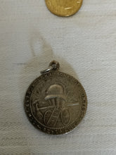 Charger l'image dans la galerie, médaille commémorative  de sapeurs-pompiers à Pontarlier, en1924. Pour le festival de musique et de  l'aviation
