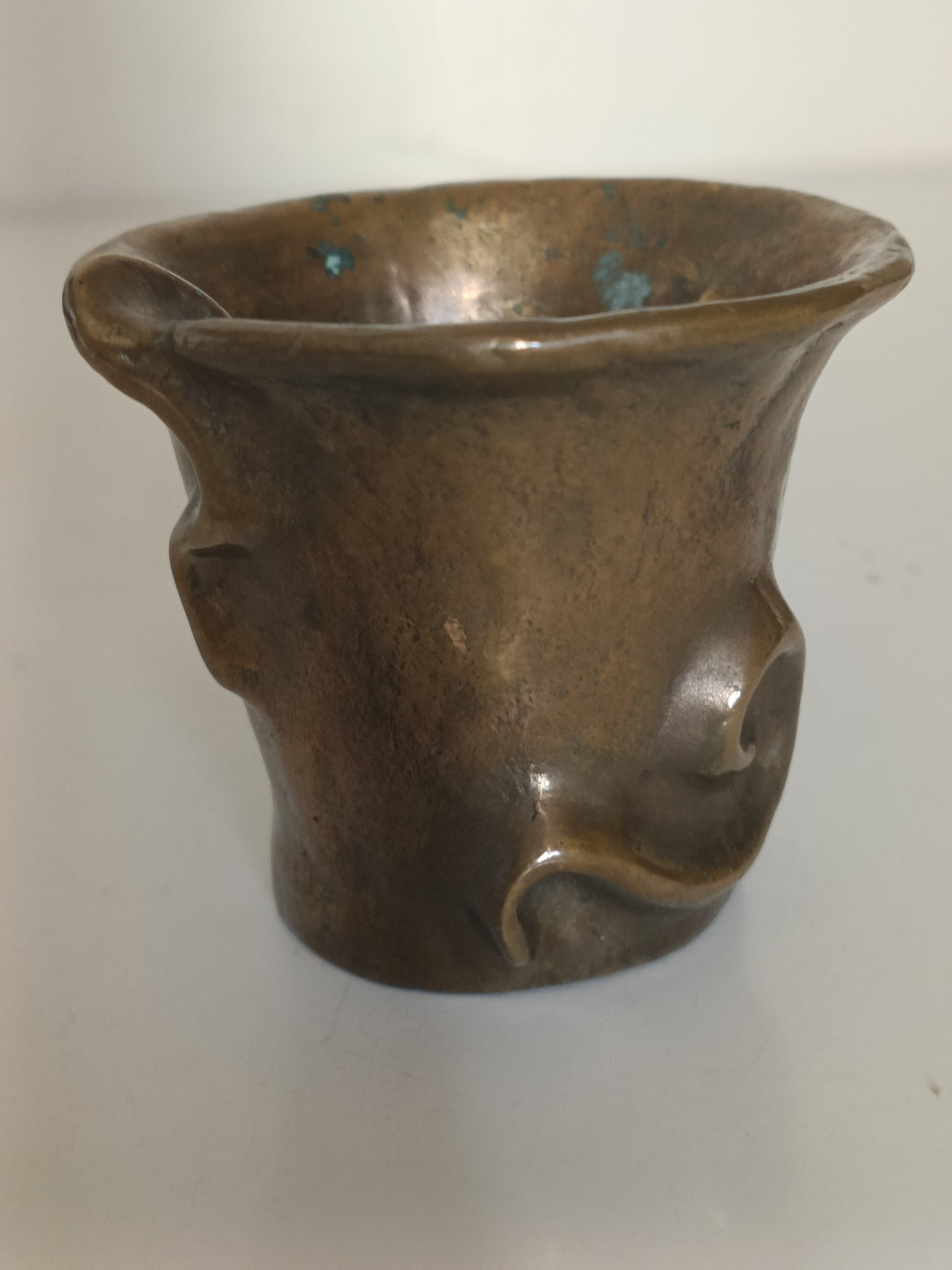 Garouste et Bonneti Rare vase en bronze fin XXÈME numéroté 7/8 , cachet fonderie d'art  Barthélémy,