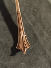 Charger l&#39;image dans la galerie, Goldsmiths &amp; Silversmiths Company à Londres grande fourchette plat principal, modèle Albany.
