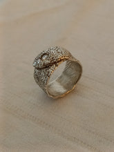 Charger l'image dans la galerie, Bague en argent massif  création belle qualitée  cire perdue ,

