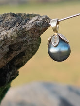 Charger l'image dans la galerie, Pendentif perles de culture et monture or 14 carats
