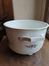 Charger l'image dans la galerie, Meissen rafraîchissoir à bouteille ou cache pot en porcelaine fine allemande peinte à la main
