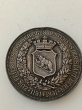 Charger l&#39;image dans la galerie, Médaille commémorative fondation du canton de Berne 1191-1891 en argent massif . 53,1g
