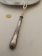 Charger l'image dans la galerie, Petite fourchette de service à deux pics , manche argent massif . Pour viande , fruits , hors d'oeuvre etc. Style Napoléon III
