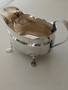Saucière en argent massif Sterling Anglais . Début Xxème