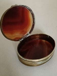 Boîte en cornaline et métal , fin XIXÈME