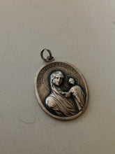 Charger l'image dans la galerie, Médaille orthodoxe en argent , notre Dame de Kazan
