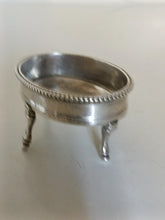 Charger l&#39;image dans la galerie, Élégant saleron en argent massif, Autriche Hongrie, ville de Vienne début XIXE fin XVIIIÈME
