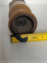 Charger l'image dans la galerie, Bouchonneuse de vigneron en bois de buis ,début XXÈME , outil de vigneron
