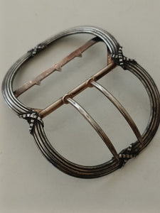 Boucle de ceinture en argent massif style Louis XVI, orfèvre français