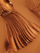 Charger l'image dans la galerie, Christofle filet ancien , série pour 12 personnes de 48 couverts argentés. Monogramme JB
