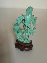 Charger l'image dans la galerie, Guanyin en turquoise, chine fin XIXE malheureusement recoller au milieu
