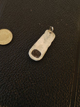Charger l&#39;image dans la galerie, Pendentif moderniste en argent et améthyste
