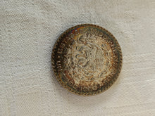 Charger l'image dans la galerie, Mexique un Peso 1966 , 10% en argent , 90% cuivre
