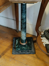 Charger l'image dans la galerie, Colonne en marbre vert d'époque Napoléon III dessus bois noyer massif .
