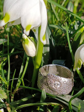 Charger l'image dans la galerie, Bague en argent massif  création belle qualitée  cire perdue ,
