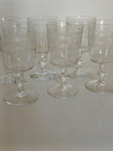 Charger l'image dans la galerie, Série de 6 verres ancien en cristal, à Porto. Gravé à l'acide
