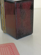 Charger l&#39;image dans la galerie, Ravissante boîte en cristal rouge , monture laiton. Milieu XIXE en parfait état.
