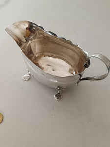 Saucière en argent massif Sterling Anglais . Début Xxème