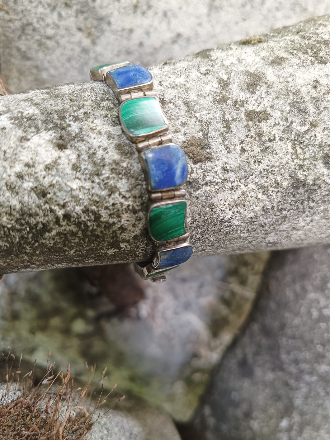 Bracelet en argent massif (0,950) pierre de malachite et Lapis lazuli. Extra européen