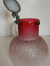 Charger l'image dans la galerie, Baccarat givre , pichet en verre soufflé et couvercle en étain.
