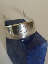 Charger l'image dans la galerie, Jhon Lias à Londres daté 1796 ravissant pince à sucre Old english d'époque George III . En argent massif Sterling 0,925.
