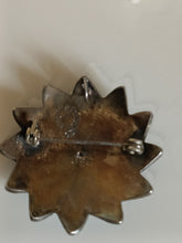 Charger l'image dans la galerie, Broche argent Sterling 0.925 et nacre d'Abalone Mexique

