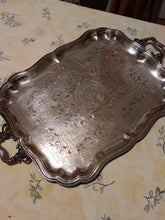 Charger l&#39;image dans la galerie, Boulanger à Paris , grand plateau en métal argenté style Louis XV fait au XIXÈME. Trace d&#39;usure du temps ! Belle patine ...

