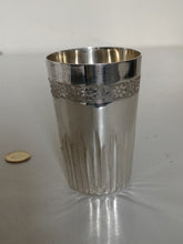 Charger l&#39;image dans la galerie, Club automobile Genève club , gobelet en argent massif de jezler par Giel orfèvre. Monogramme émaillé avec petit dégât. Fin XIXÈME début Xxème
