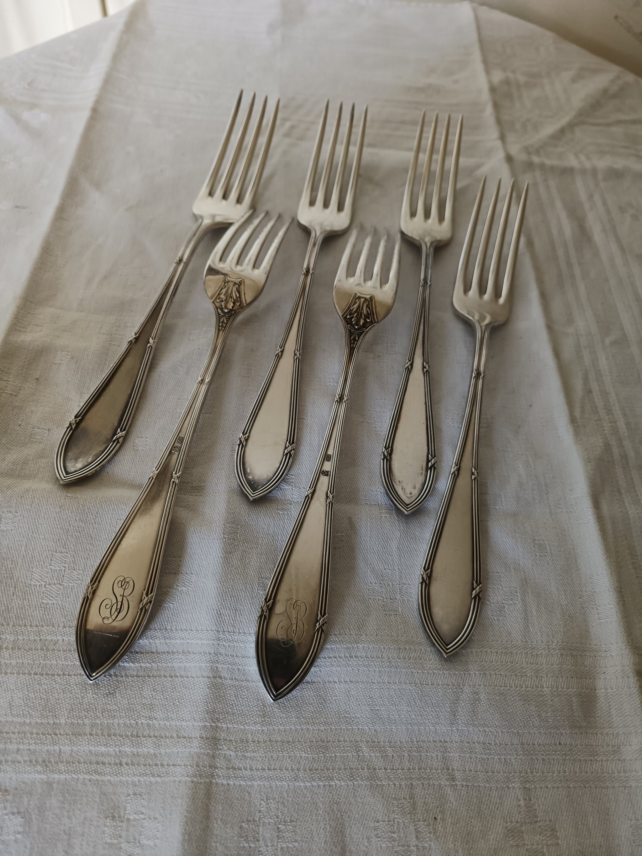 12 couverts de table métal argenté style empire orfèvre F