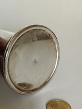 Charger l'image dans la galerie, Porte cure dent en métal argenté Français. Peut servir comme porte stylo également.

