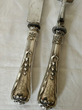 Charger l'image dans la galerie, Jezler le muguet paire de service à découper manches argent 0.800 , et lame en acier (facile à aiguiser) vers 1900
