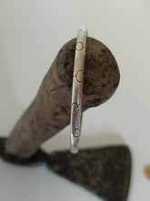 Charger l&#39;image dans la galerie, Duvosin bracelet moderne en argent, probablement travail du père ! Orfèvre Carougeois de renommé.
