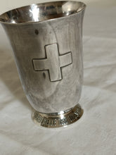 Charger l'image dans la galerie, Bienne 1958 gobelet de tir en argent massif 0.800
