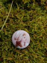 Charger l'image dans la galerie, Médaillon portrait femme souriante
