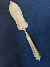 Charger l&#39;image dans la galerie, Pelle à tarte en argent massif Allemand fin XIXÈME
