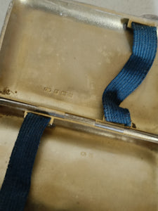 Boîte en argent Sterling Anglais guillochée, Birmingham 1915 avec monogramme.