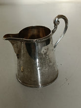 Charger l&#39;image dans la galerie, Jezler ancien , crémier en argent massif 0.800 fin XIXÈME début Xxème. 86g
