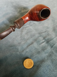 Stanwell 35M fait main au Danemark pipe en bois , en état d'usage .