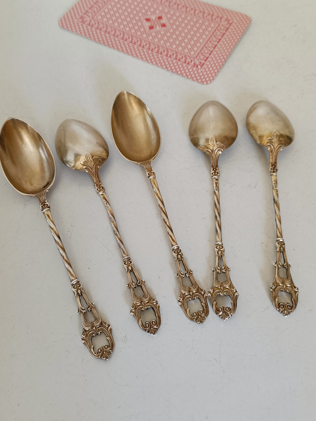 Série de 12 cuillère à café en argent massif Allemand, doré à l'or fin . Fin XIXÈME